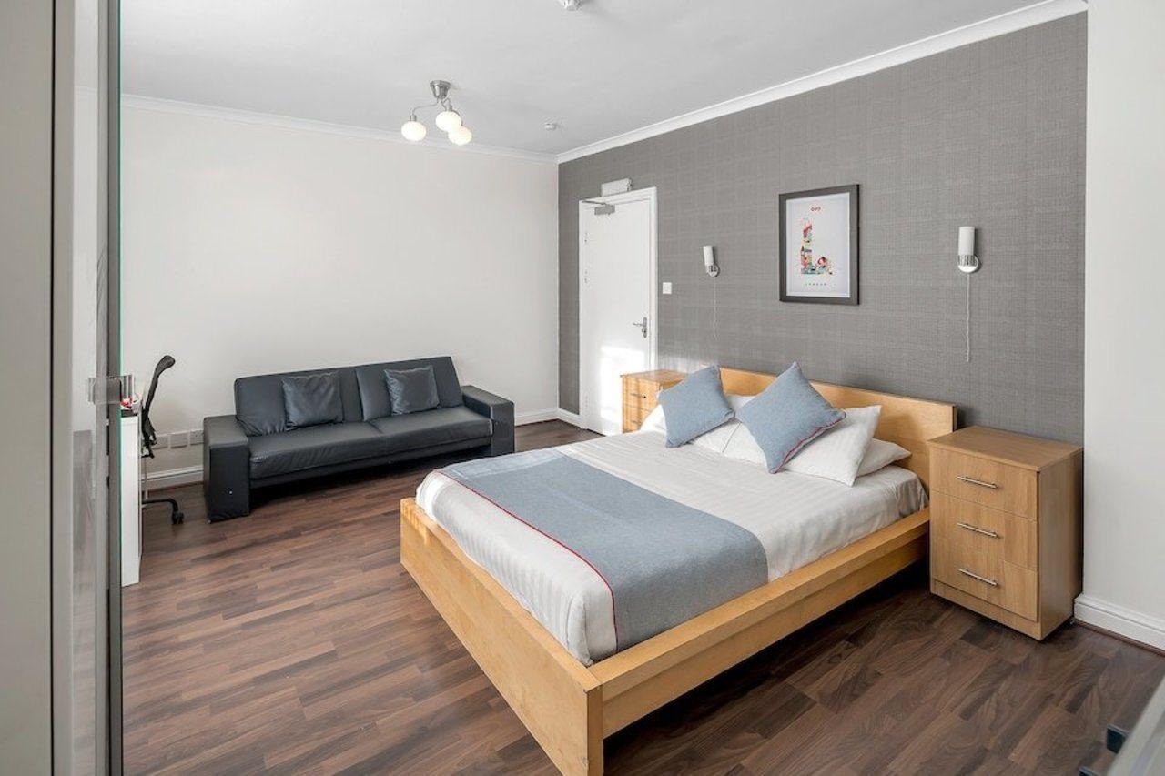 Flexistay Tulsi Aparthotel Croydon Ngoại thất bức ảnh