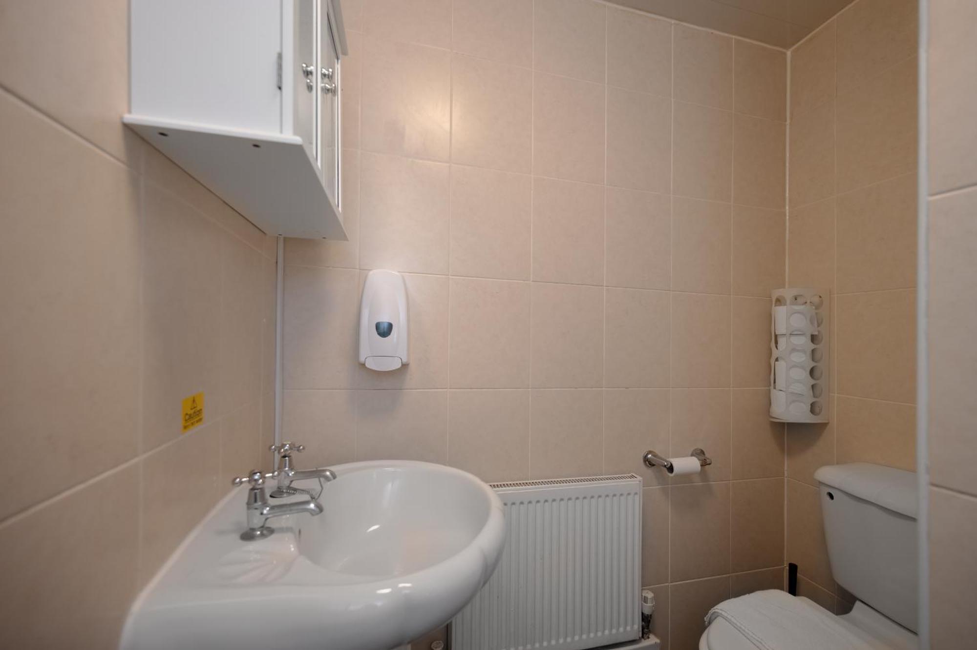 Flexistay Tulsi Aparthotel Croydon Ngoại thất bức ảnh