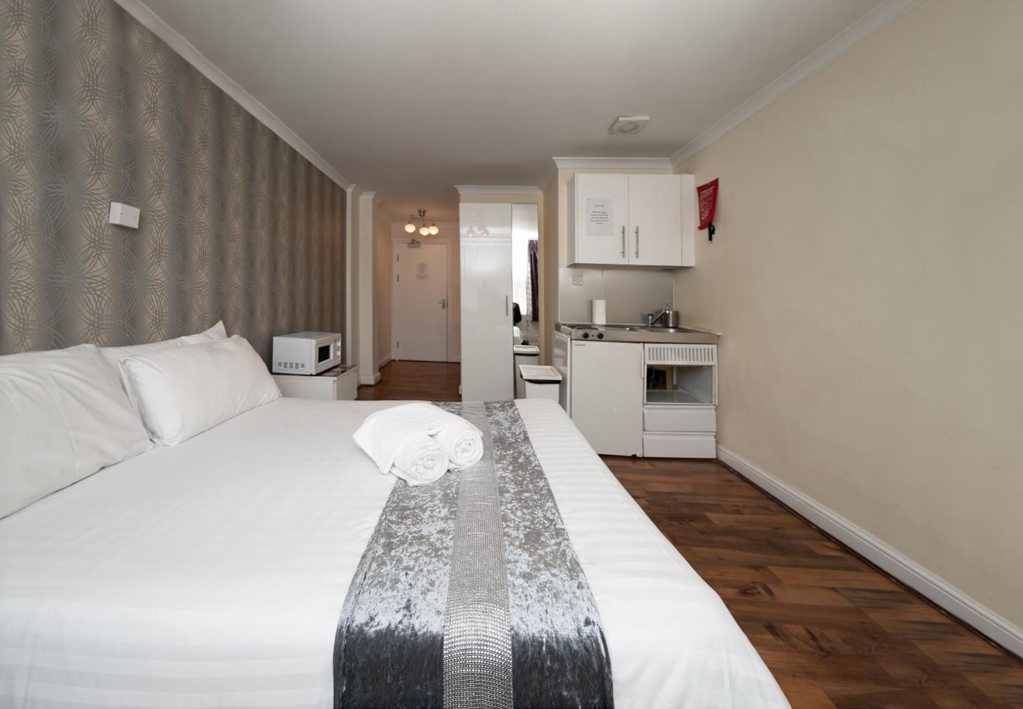 Flexistay Tulsi Aparthotel Croydon Ngoại thất bức ảnh
