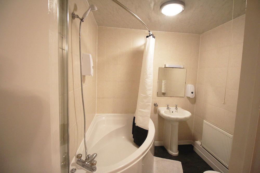 Flexistay Tulsi Aparthotel Croydon Ngoại thất bức ảnh